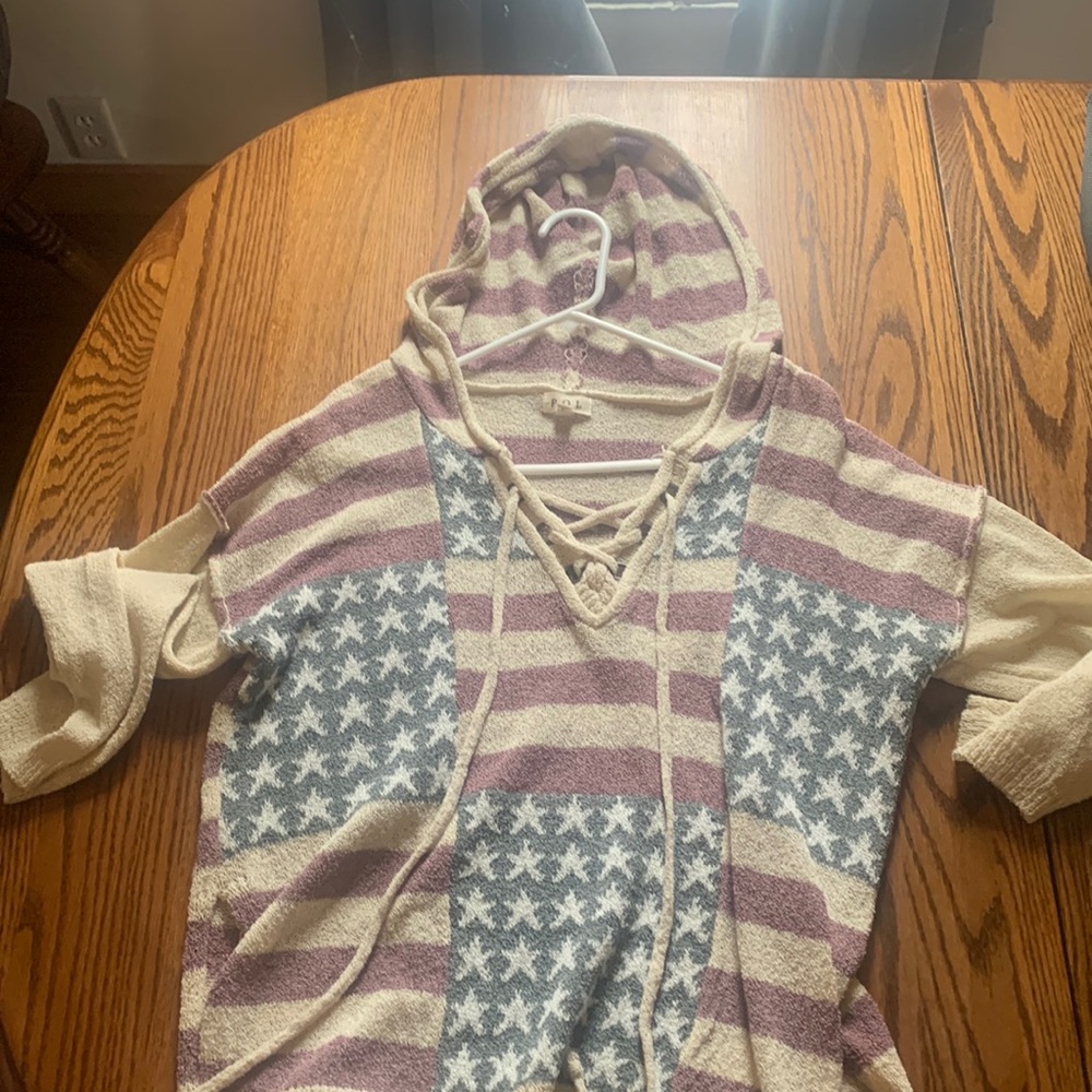 Lightweight POL sweater NWOT